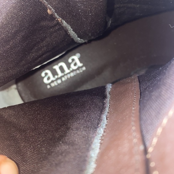A.n.a brown ankle bootie faux leather Strappy buckle 7.5 zip up fall boots 7 1/2 - Picture 10 of 11